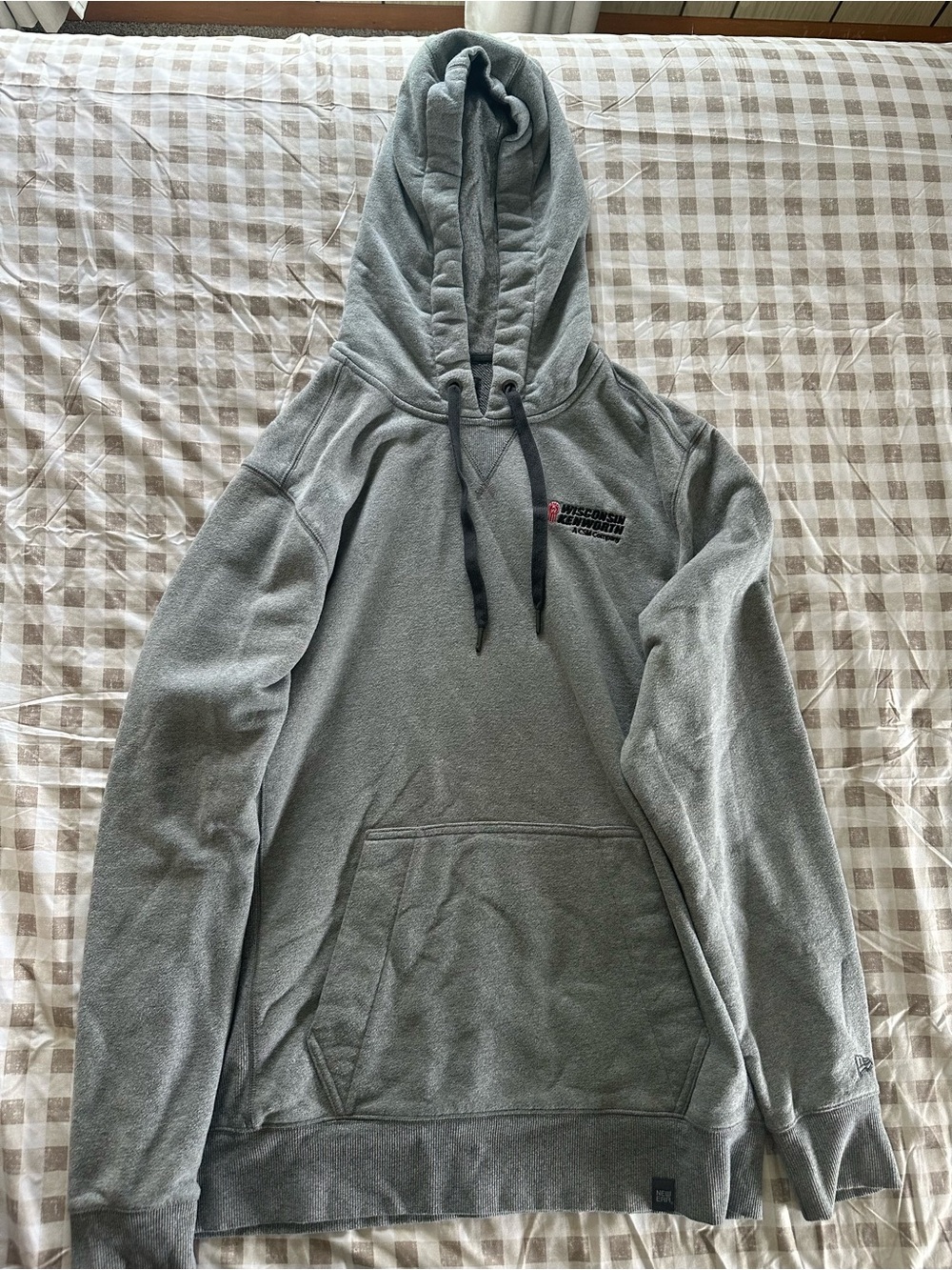 New Era Gray Men's Pullover Hoodie with Subtle Logo